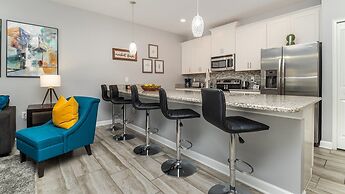 1562 Moon Valley Drive