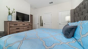 1562 Moon Valley Drive