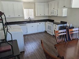 Hi-Lo Motel and RV Park