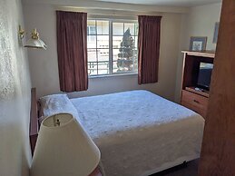 Hi-Lo Motel and RV Park