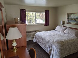 Hi-Lo Motel and RV Park