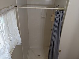 Hi-Lo Motel and RV Park