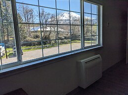 Hi-Lo Motel and RV Park