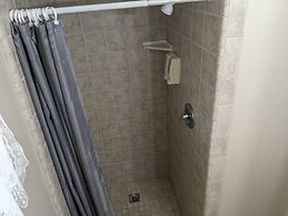 Hi-Lo Motel and RV Park