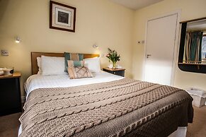 ROOFTOP 3BR PH-INDOOR SAUNA IN DUBLIN