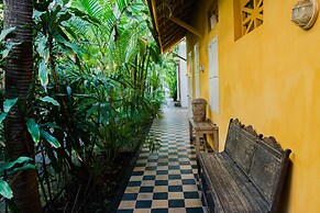 Hotel CRC-8S Cerca al Mar con Desayuno