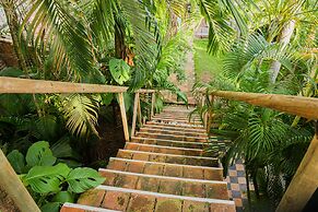 Hotel CRC-8S Cerca al Mar con Desayuno