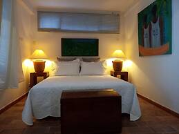 Hotel CRC-8S Cerca al Mar con Desayuno