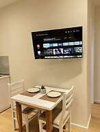 Cozy Modern Apartment