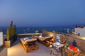 Hersonissos Beach Front Suites