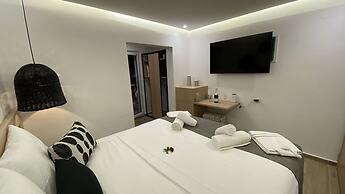 Hersonissos Beach Front Suites