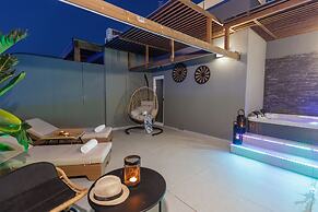 Hersonissos Beach Front Suites