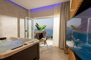 Hersonissos Beach Front Suites