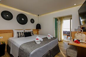 Hersonissos Beach Front Suites