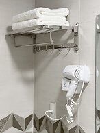 Rose Nhung Hotel Catba