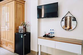 Rose Nhung Hotel Catba