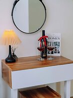 Rose Nhung Hotel Catba