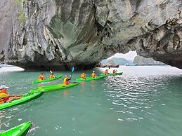 Rose Nhung Hotel Catba