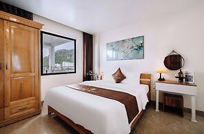 Rose Nhung Hotel Catba