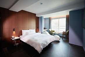 Mari Hotel