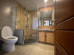 JJ City Centre Suites