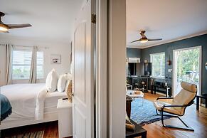 Vistamar Waterfront Beach Abode -walk to the Beach