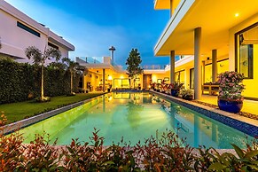 Luxury 6 Bed Private Pool Villa - LLW