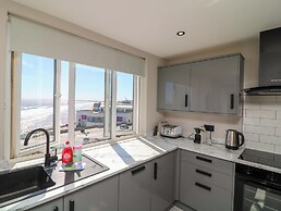 Apt 9 @ Hunter's Quay