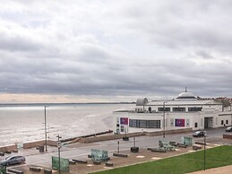 Apt 3 @ Hunter's Quay