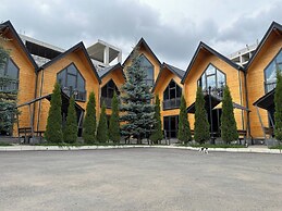Everest Rest House