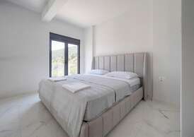 Seaview Villa with pool Vanja