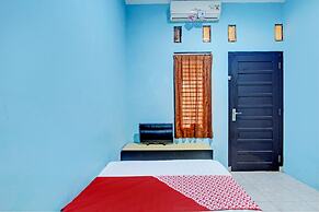 OYO 93209 Guest House Cemara 3