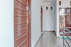 OYO 93209 Guest House Cemara 3