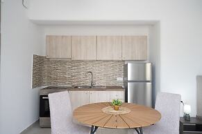 Island Nest Mykonos Suite w Shared Pool