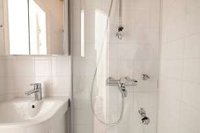 2ndhomes Charming and Cozy 1BR Apartment