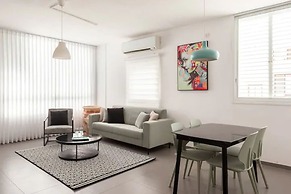 Amazing APT Bat-Yam Near Beach