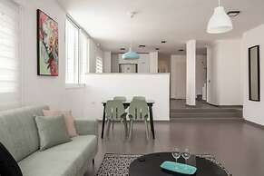 Amazing APT Bat-Yam Near Beach