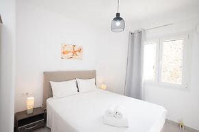 Experience Ruby Paradise w Shared Pool