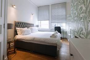 Gorgeous & Centrally Located 2BD Flat, Manchester!