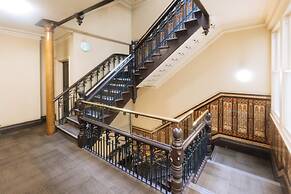 Gorgeous & Centrally Located 2BD Flat, Manchester!