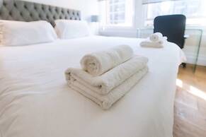 Gorgeous & Centrally Located 2BD Flat, Manchester!