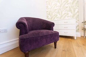 Gorgeous & Centrally Located 2BD Flat, Manchester!