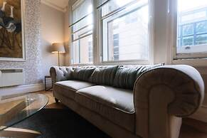 Gorgeous & Centrally Located 2BD Flat, Manchester!