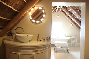 The Doolhof Country House