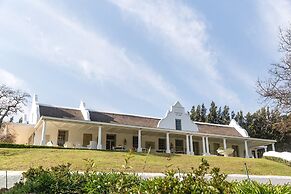 The Doolhof Country House