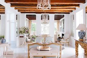 The Doolhof Country House