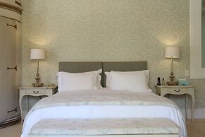 The Doolhof Country House