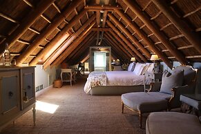 The Doolhof Country House