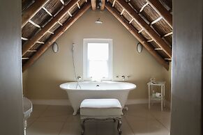 The Doolhof Country House