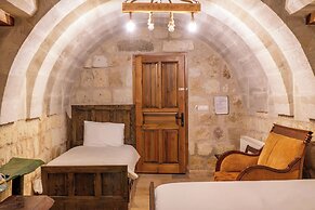 Belenus Cave Hotel